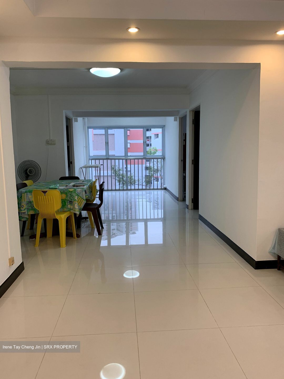 Blk 220 Jurong East Street 21 (Jurong East), HDB 5 Rooms #557511481